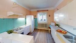 Benatky-nad-Jizerou-Kitchen 1.jpg