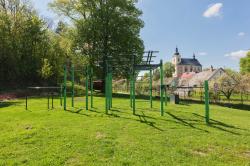 SMRKALOVA I RADIMER-104