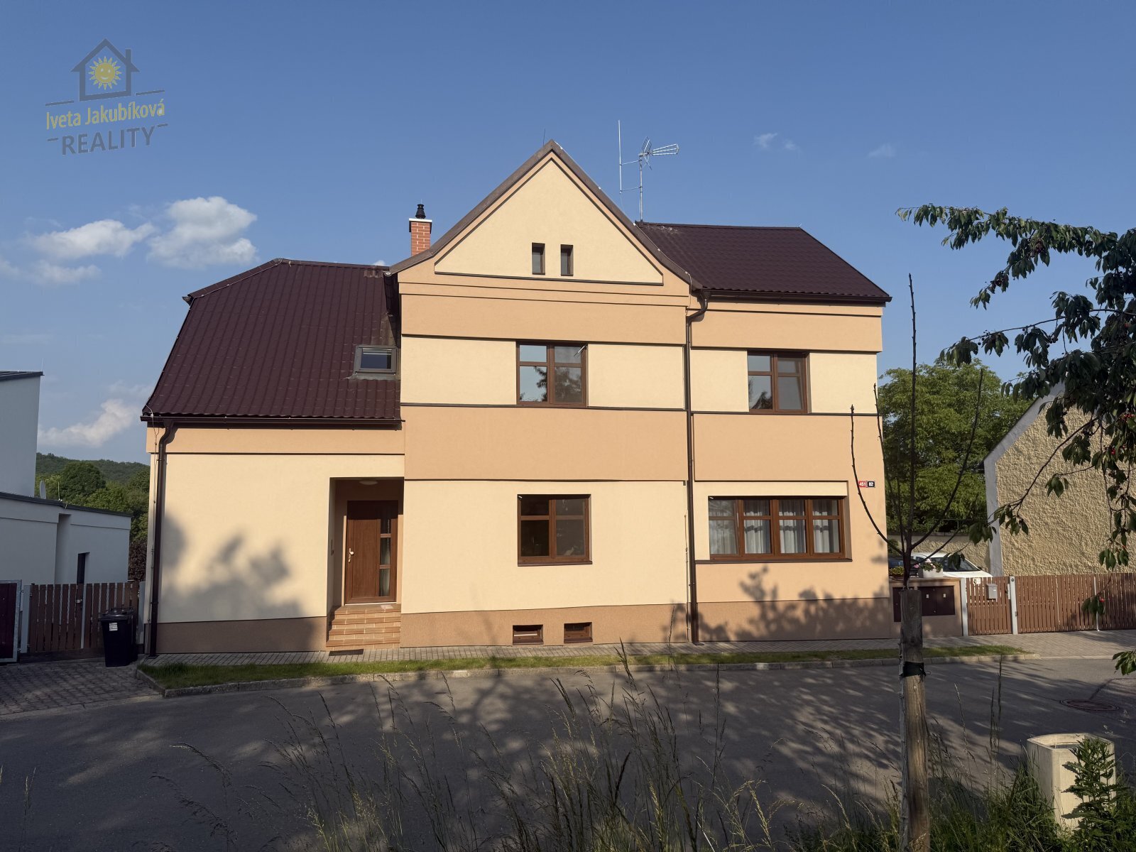 Pronájem bytu, 2+kk, 70 m<sup>2</sup>