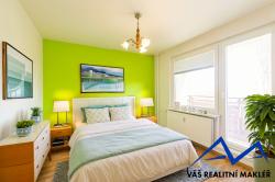 dsc-2506-hdr-bedroom-modern-2.jpg