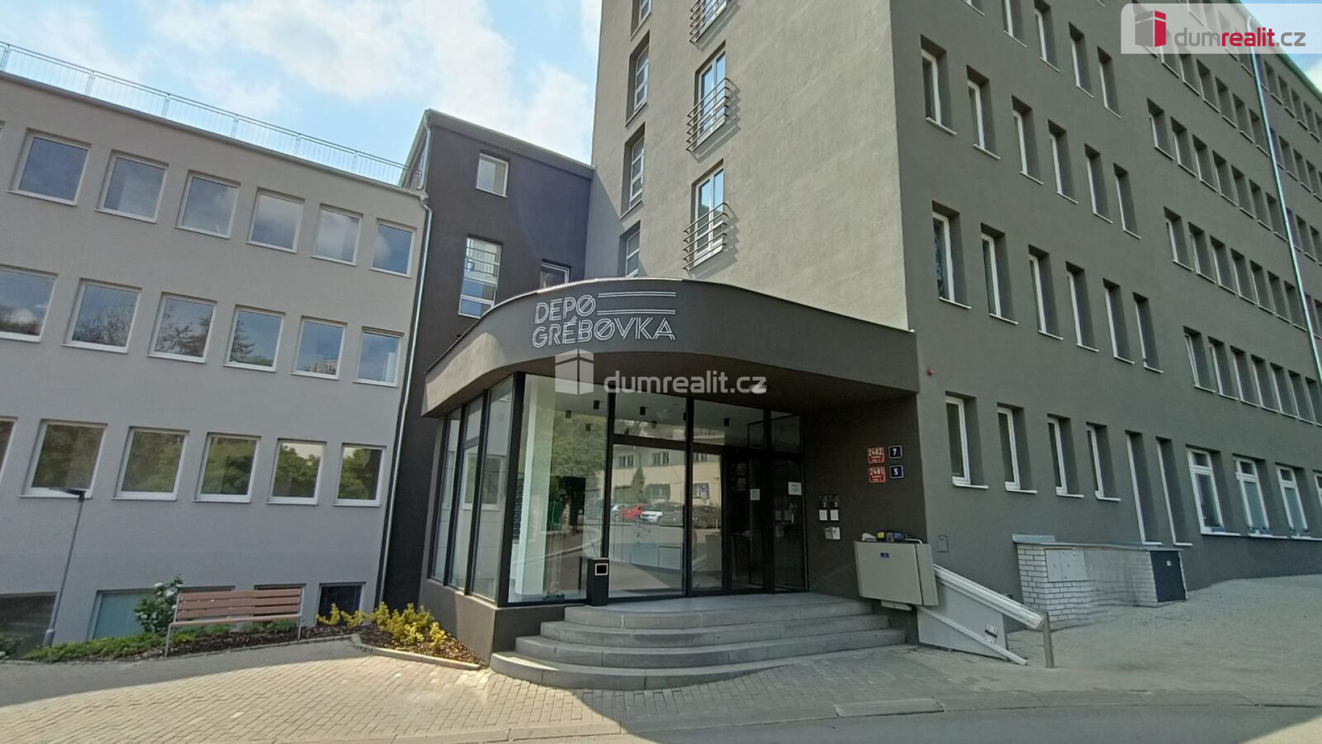 Pronájem bytu, 1+kk, 27 m<sup>2</sup>