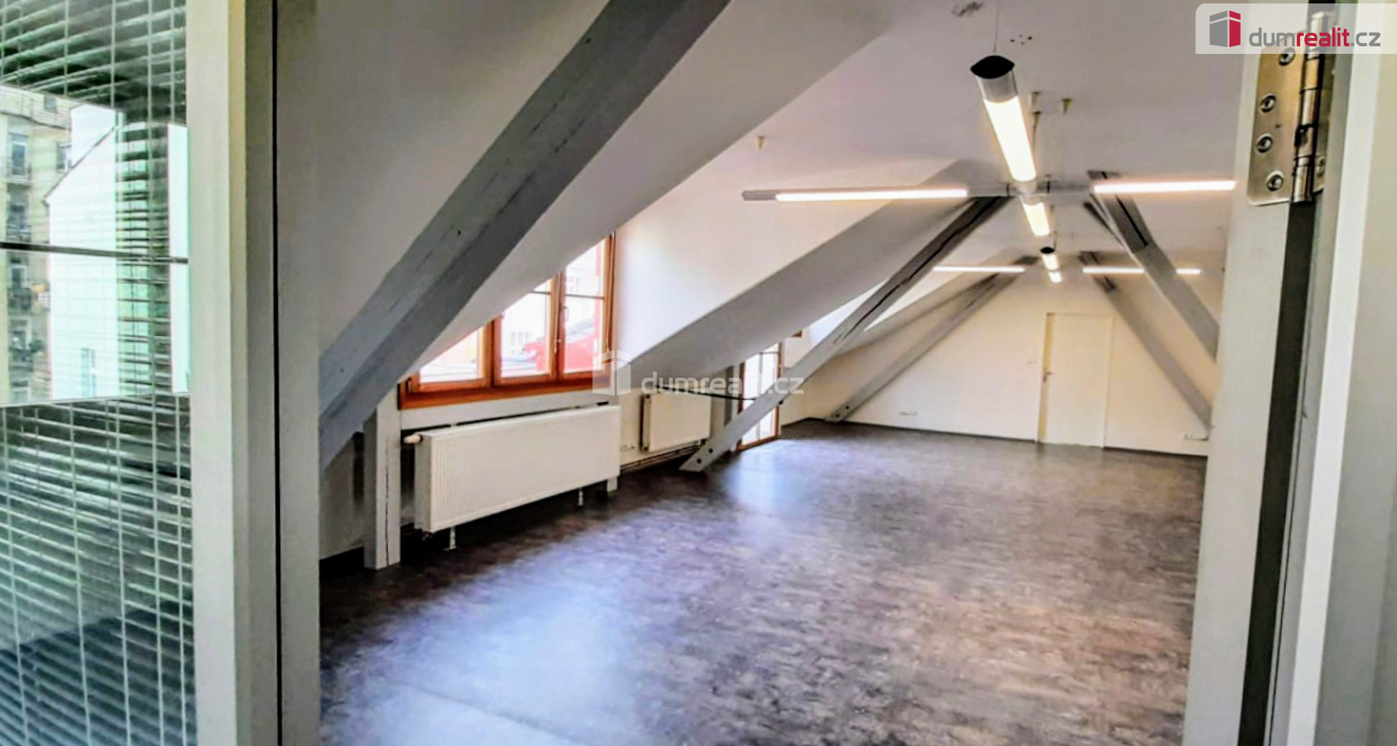 Pronájem komerčního objektu, Kanceláře, 120 m<sup>2</sup>