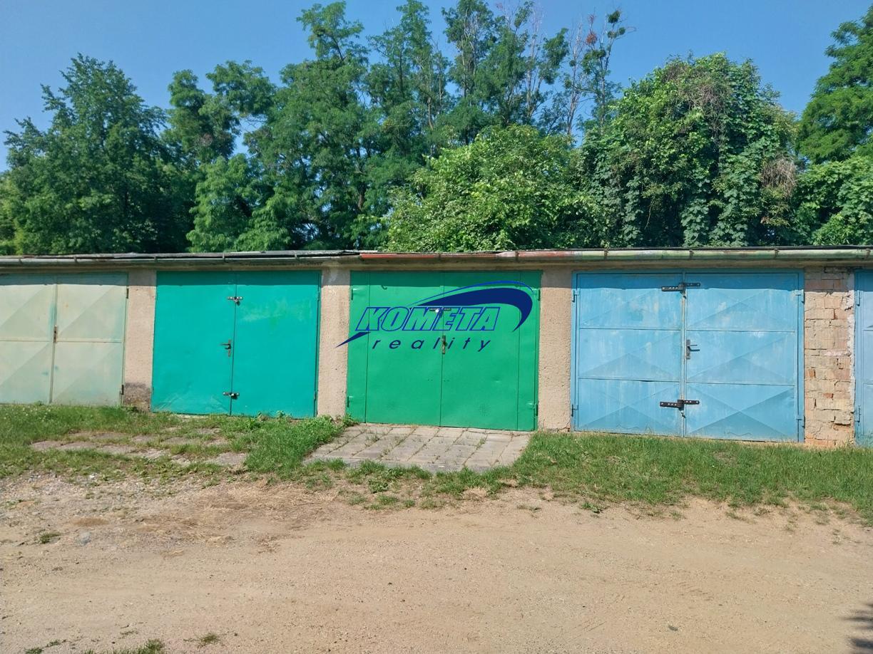 Prodej , Garáže, 18 m<sup>2</sup>