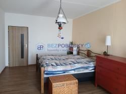 dd7e4e89-a9a7-4cb9-85de-4d6fc8e948e2.jpg