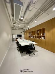 Spaces Prague Smichoff: Prostorn? zasedac? m?stnosti kde bude radost pracovat 